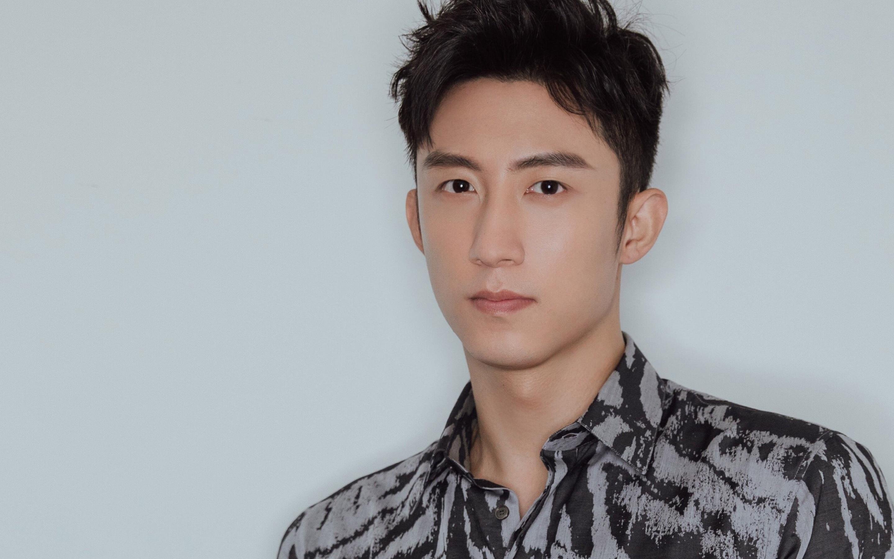 开云体育登录-当篮球悍将接管F1方向盘，戈贝尔的防守艺术如何让尼克斯式节奏掌控登陆赛道？